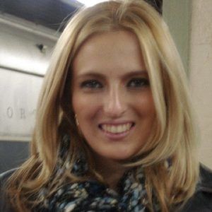 Meet your Posher, Théa